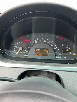Mercedes Benz Vito - 3