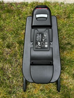Autosedačka Recaro Guardia (0-13 kg) + ISOFIX základna - 3