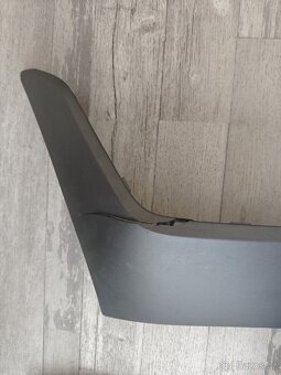 Levý a Pravý boční spodní plast Honda PCX 18-20 - 3