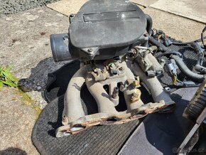 HLAVA+SÁNÍ+Motorová elektrika D15B2 - 3
