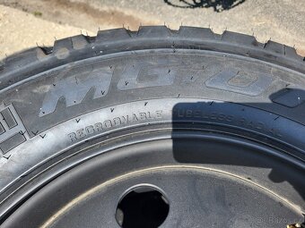 Záběrové pneu pirelli 265/70r19,5 - 3