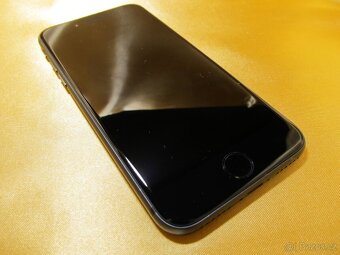 iPhone 8 Black 64GB TOP STAV ZÁRUKA - 3
