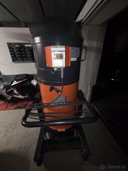 Průmyslový vysavač - 3