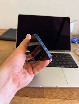 iPhone 12 na prodej - 3
