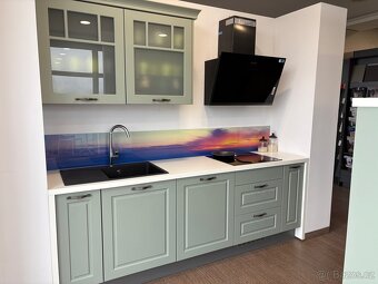 Nová Linka SONÁTA,něm.výroby, hedvábný lak-Šalvěj, 5 let zár - 3