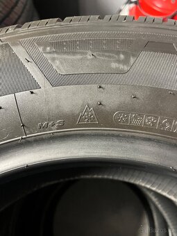215/65r16C Hankook nove - 3
