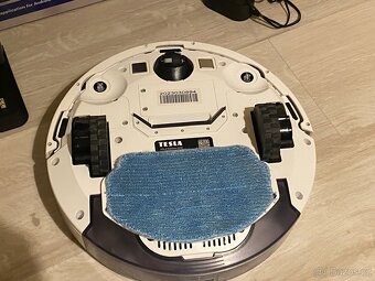 Prodám robotický vysavač TESLA RoboStar iQ100 - 3