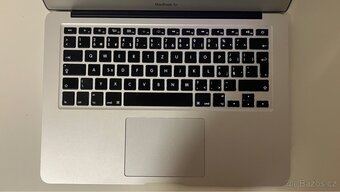 Macbook Air 13” 2015 top stav - 3