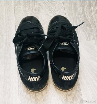 Nike Originál Dámské Kožené Boty Dívčí Baleríny Vel. 37.5 - 3