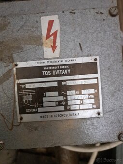 Podavač TOS MW 102 - 3