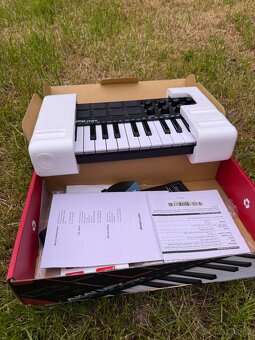 AKAI MPK Mini - 3