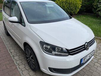 VW Touran 1,6TDi, mód 2011, naj 205000km - 3