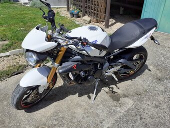 Street triple - 3