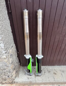 Přední tlumiče - 3