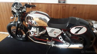Moto Guzzi V7 - 3