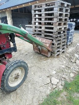Prodám traktor MC cormic - 3