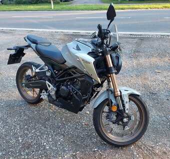 Honda CBR125 - 3
