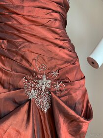 Luxusní plesové šaty vel.38 - 3