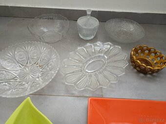 Skleněné mísy a talíře - 3