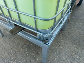 Podstavec pod ibc nádrže - 3