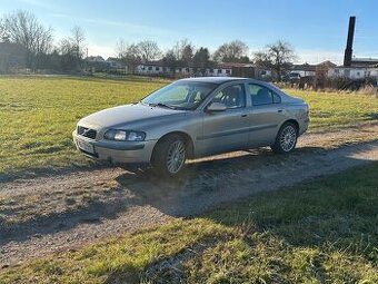 Volvo s60 T5 2.3turbo - 3