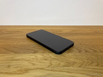 Apple iPhone 12 128GB Black - perfektní stav,baterie 79% - 3