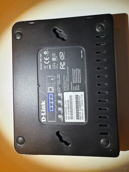 router D-Link DIR-100 - 3