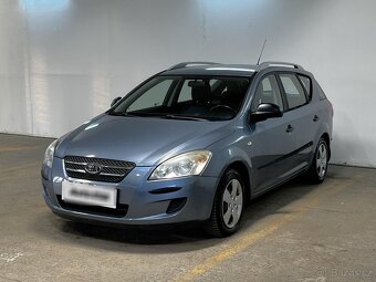 Kia Ceed CRD ,  66 kW nafta, 2009 - 3