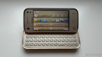Nokia N97 mini Gold Edition 18k - 3