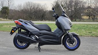 Yamaha XMAX 300 (2021) - 3