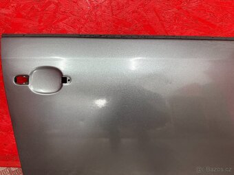 PRAVÝ PŘEDNÍ PLECH DVEŘÍ VW GOLF 5 5DV - 3