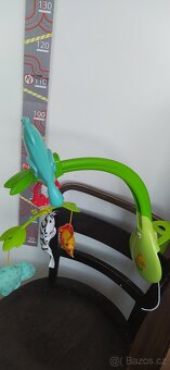 Dp.23_Kolotoč nad postýlku - 3