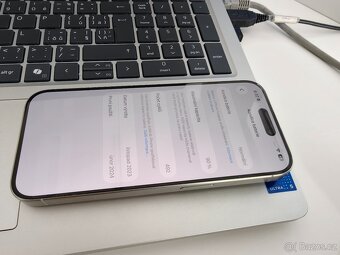 Apple iPhone 15 Pro 256GB - 3