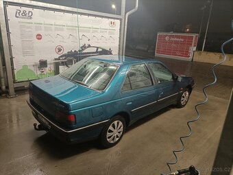 Peugeot 405 1.9 D stroj času - 3