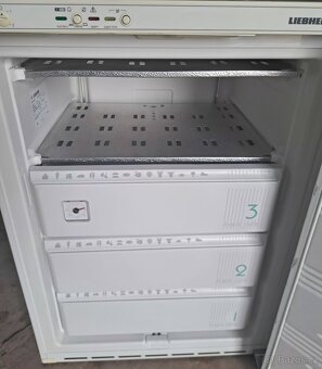 Mrazák 4 šup. Liebherr Comfort. - 3