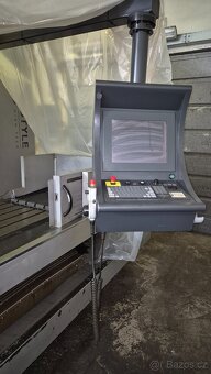 CNC obrabeci centrum Style BT1500E - 3