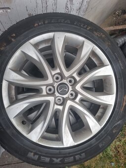 Pneu 225/55/R19 - 3