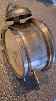 budík retro - 3