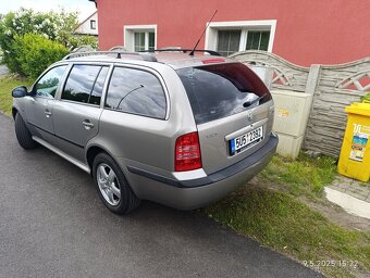 Škoda Octavia kombi Tour r.v.2009 první majitel - 3