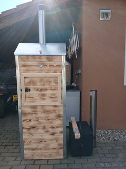 Dřevěná udírna - 3