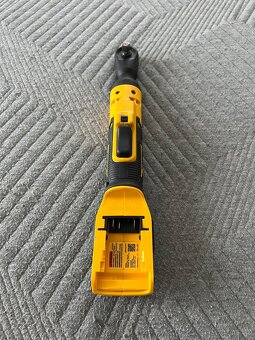 Dewalt Nova 20V Brushless 3/8” 10 mm Ratchet Na Prodej - 3