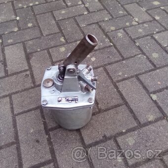 Ruční pumpa - 3