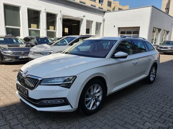 Škoda Superb iV Combi Style 1.4TSI 160kW DSG 56tkm Virtual - 3