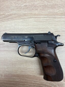 CZ 83 v ráží 7,65 Browning - 3