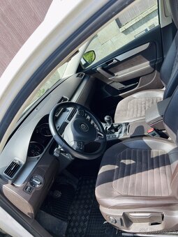 Volkswagen Passat Combi nízký počet najetých km - 3
