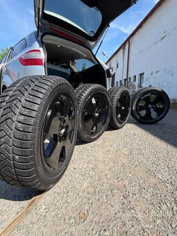 kola Audi – Pirelli Sottozero 3, 205/50 R17 - 3