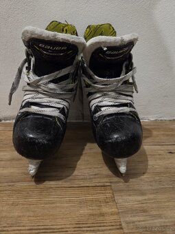 Brusle BAUER SUPREME M5 PRO - 3