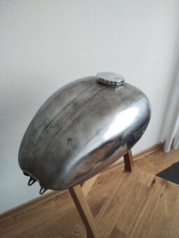 Originální nádrž jawa 250 nebo 350 v původním chromu - 3