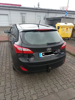 HYUNDAI i30 1.6 CRDi-2017 - 3