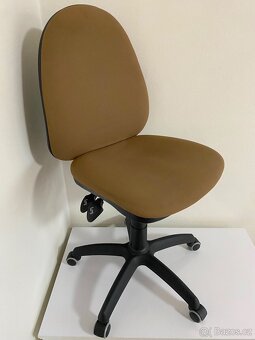 Kancelářská židle - 3